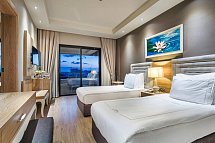 Bellis Deluxe Hotel - Wohnbeispiel Familienzimmer seitl. Meerblick (Zimmercodierungen FB2 & F2N)