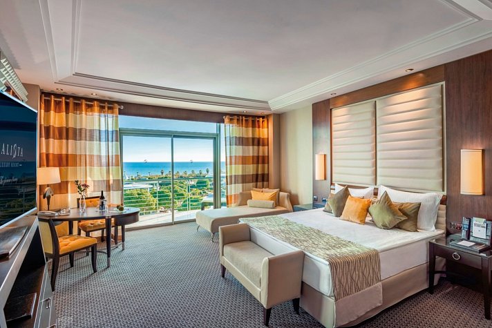 Calista Luxury Resort