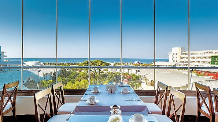 Cornelia Diamond Golf Resort & Spa