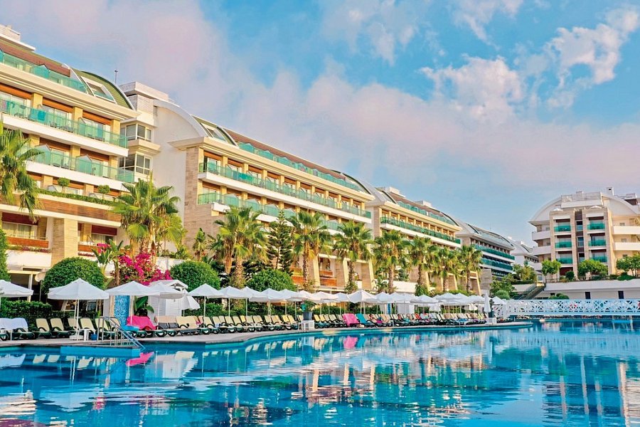 Crystal Waterworld Aqua Collection