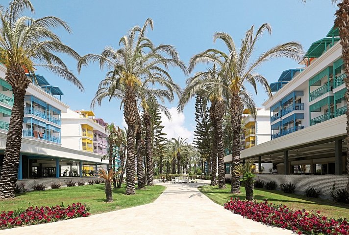 Crystal Paraiso Aqua Collection