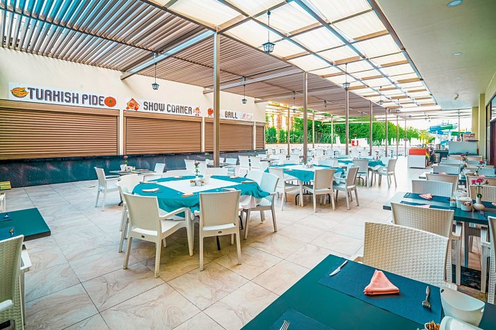 Glamour Resort & Spa