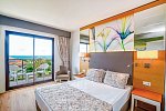 Glamour Resort & Spa