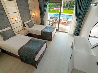 Linda Resort - Wohnbeispiel Familienzimmer Lux Garten (Zimmercodierung FB2)