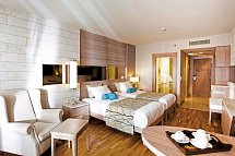 Melas Resort Hotel - Wohnbeispiel Doppelzimmer seitl. Meerblick (Zimmercodierungen DBN & DCN)