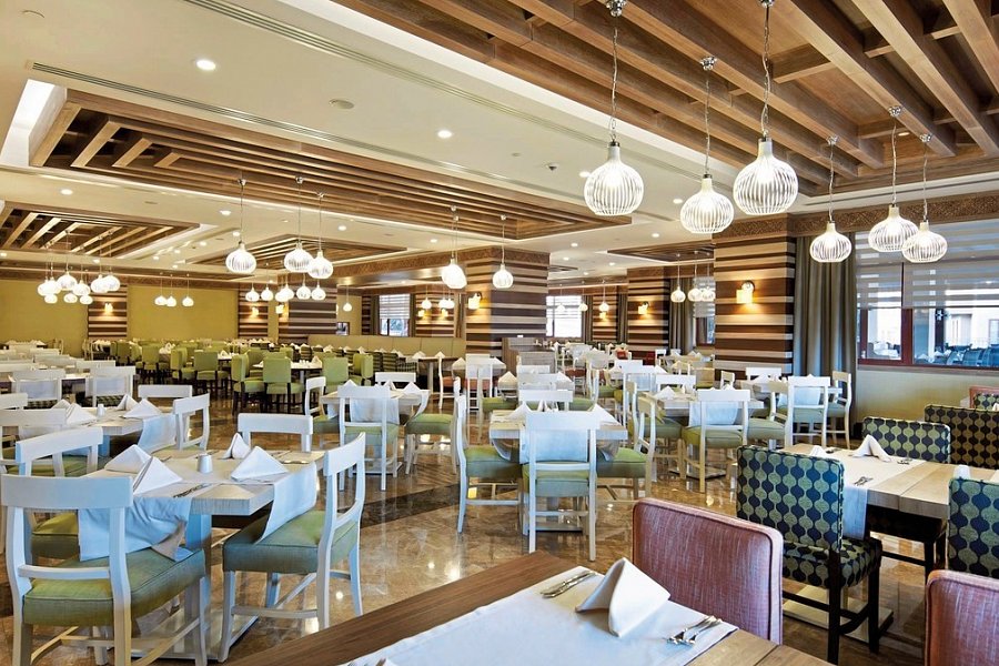 Club Grand Side