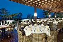 Club Grand Side