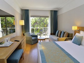 Turquoise Hotel - Wohnbeispiel Doppelzimmer Deluxe Haupthaus (Zimmercodierungen DDU & DCU)