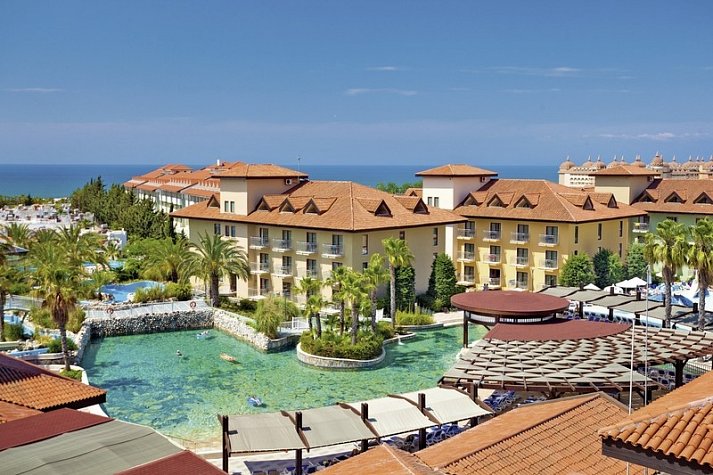Club Grand Aqua