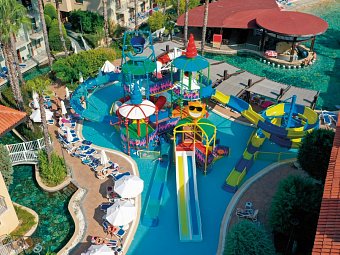Club Grand Aqua