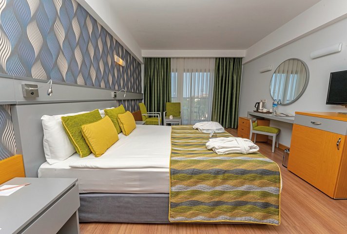 Sunis Hotel Kumköy Beach Resort - Wohnbeispiel Doppelzimmer Meerblick (Zimmercodierungen DBM & DBN)