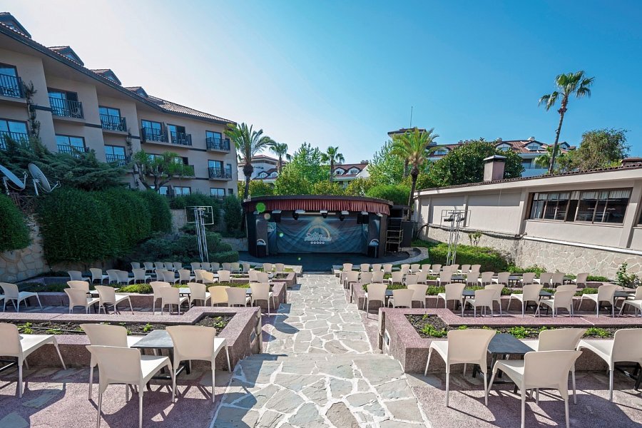 Alba Resort