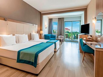 Kaya Side - Wohnbeispiel Doppelzimmer Superior Poolblick