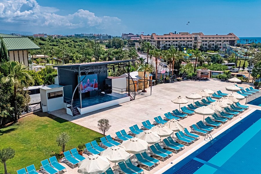 Side Aluna Hotel