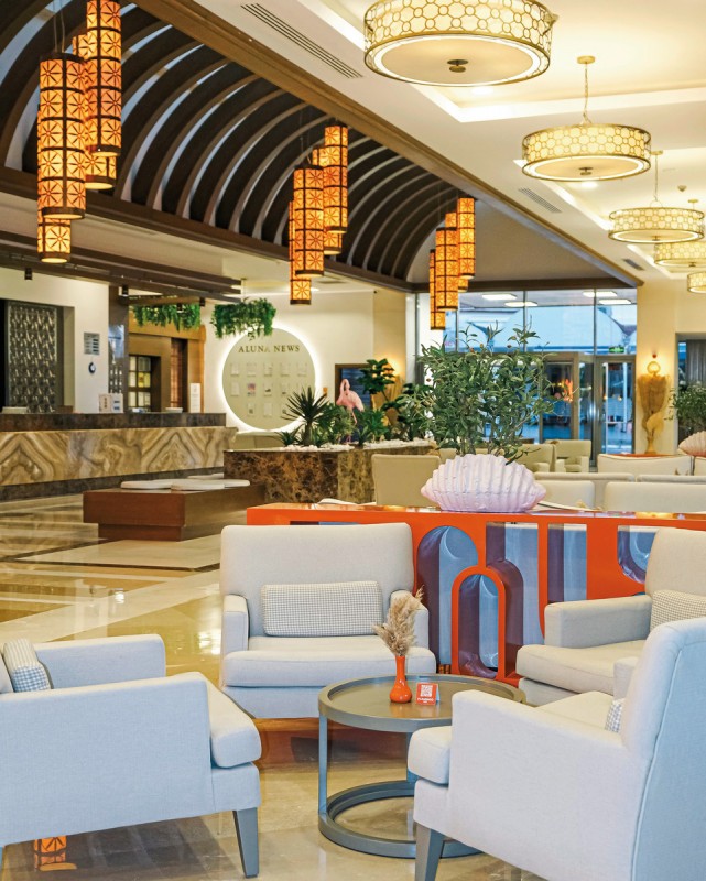 Side Aluna Hotel