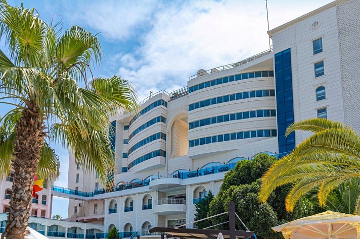 Sultan of Side