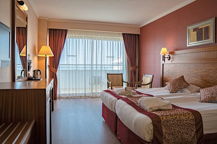 Alba Royal Hotel