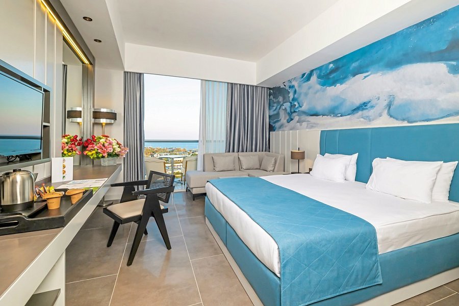 Crystal Centro Pearl Collection - Wohnbeispiel Doppelzimmer seitlicher Meerblick (Zimmercodierungen DBN & DCN)