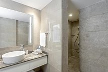 Paloma Oceana - Beispiel Bad Lake Villa (Zimmercodierung WB1)