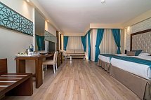 Kamelya Selin Hotel - Wohnbeispiel Doppelzimmer Terrasse (Zimmercodierung DB1)