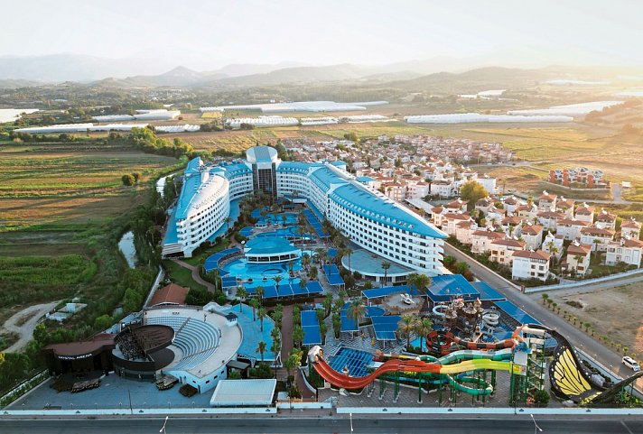 Crystal Admiral Aqua Collection