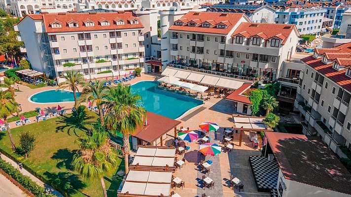 Monachus Hotel & Spa