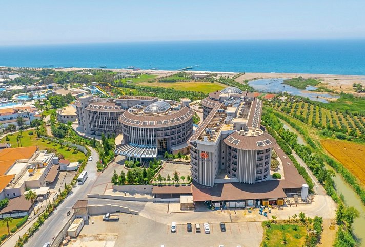 Sunmelia Beach Resort & Spa