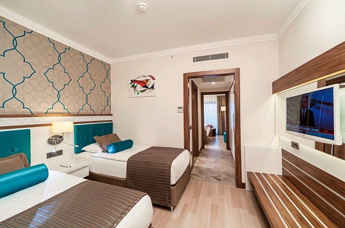 Luna Blanca Resort & Spa