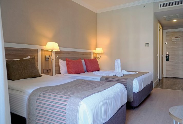 LRS Port River Hotel & Spa - Wohnbeispiel Doppelzimmer Economy (Zimmercodierungen DE1, DE2 & DC2)