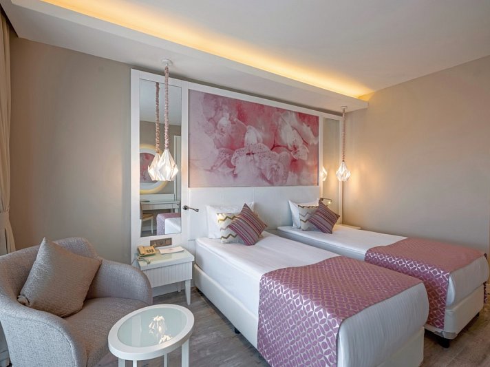 Diamond Premium Hotel & Spa