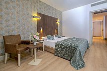 Port Side Resort Hotel - Wohnbeispiel Familienzimmer (Zimmercodierung FB1)