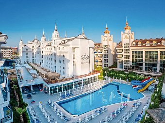 Side Royal Palace