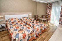Riviera Hotel & Spa - Wohnbeispiel Doppelzimmer Bestpreis Landblick (Zimmercodierung DPL)