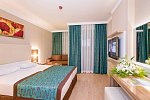 Riviera Hotel & Spa