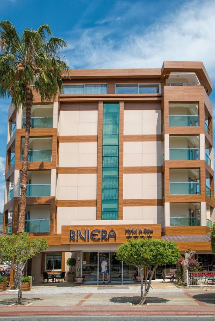 Riviera Hotel & Spa