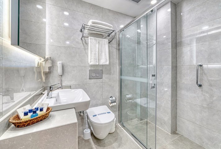 Kahya Hotel - Wohnbeispiel Doppelzimmer (Zimmercodierung DB1)