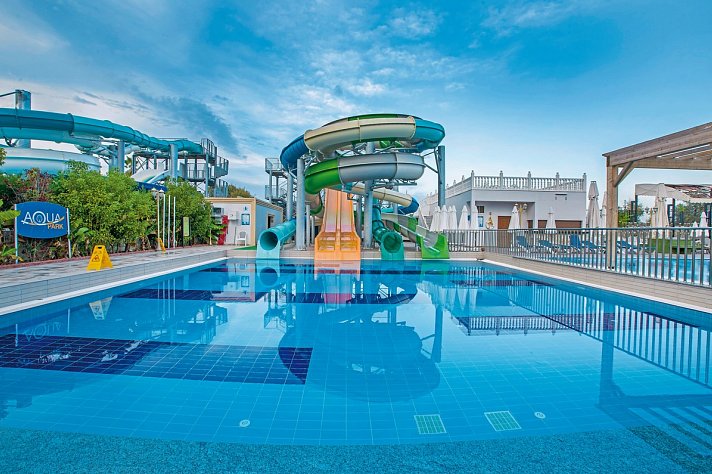 J'adore Deluxe Hotel & Spa