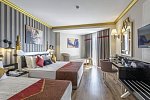 Mary Hotels Side