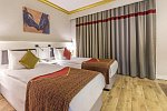 Mary Hotels Side