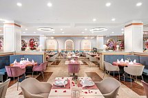 Side Story Resort & Spa Hotel