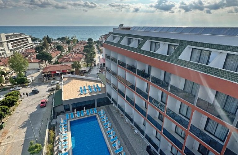 Side Golden Rock Hotel & Spa
