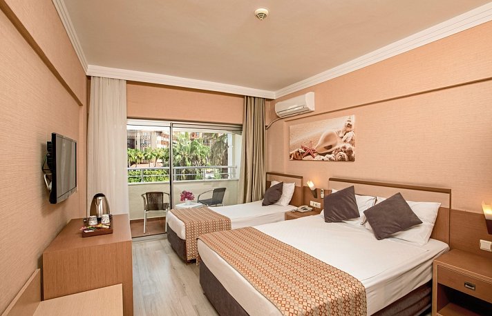 Seher Kumköy Star Resort