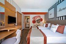 Selectum Family Resort Side - Wohnbeispiel Lake House Suite Swim Up (Zimmercodierung WBQ)