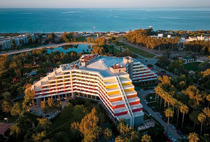 Megasaray Resort Side