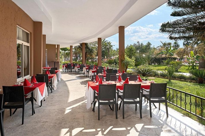 Seaden Sea World Resort & Spa