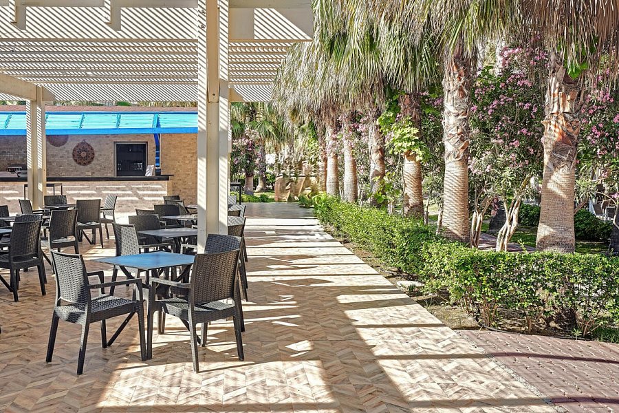 Seaden Sea World Resort & Spa