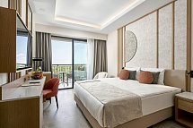 Seaden De Mar Resort & Spa - Wohnbeispiel Familienzimmer seitl. Meerblick (Zimmercodierung FBN)
