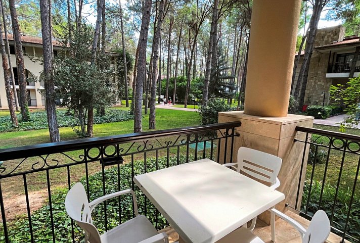 Champion Holiday Village