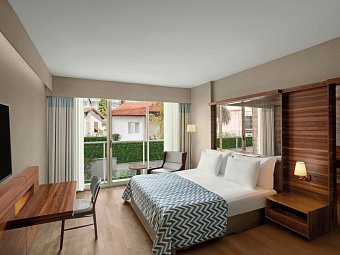 Akra Kemer - Wohnbeispiel Doppelzimmer Superior französischer Balkon (Zimmercodierungen DS3 & DC3)