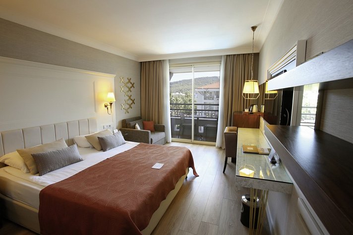 Fame Residence Kemer & Spa